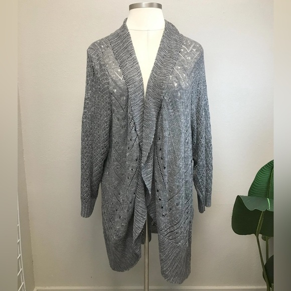 Torrid Gray Curved Hem Pointelle Sweater Cardigan - New! - Size 30 (6) - Picture 3 of 5